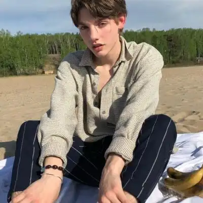 6686体育官方作者吹秋风