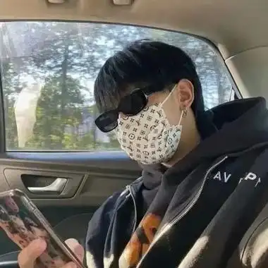 6686体育银牌作者似识镜花