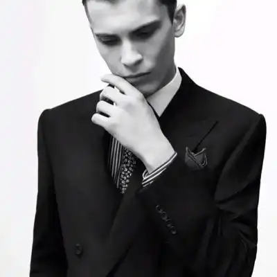 6686体育海外作者Pearl