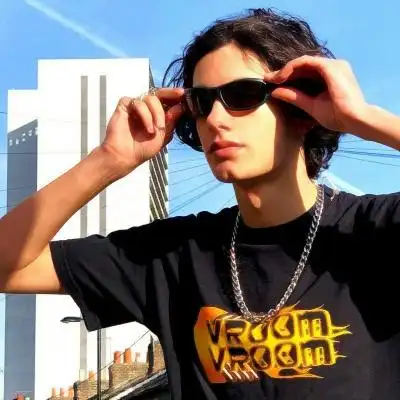 6686体育铜牌作者Sierra