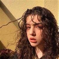 6686体育铁牌作者短发过夏