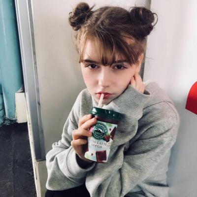 6686体育铜牌作者Ezra