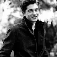 6686体育海外作者Giselle